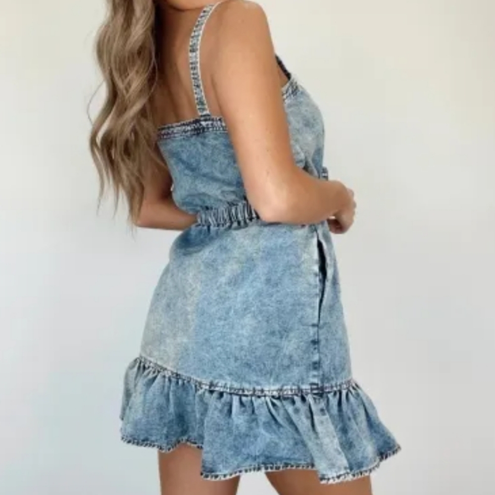 NEW Promesa denim ruffle dress.